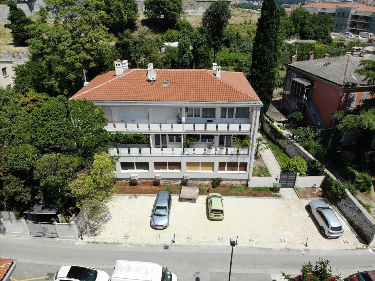 Boutique Suites Joyce Pula Exterior foto